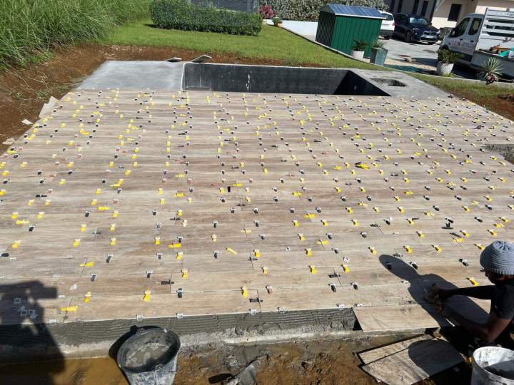 Préparation pose carrelage Guadeloupe